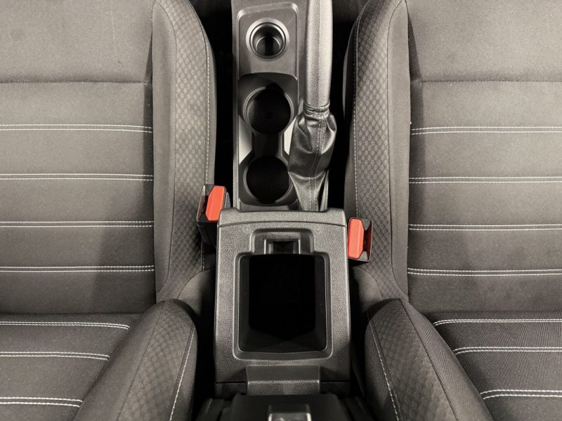 DACIA DUSTER II PHASE 2 1.3 TCE 130 4x2 1ERE MAIN 18 500 Km APPLE CARPLAY & ANDROID - GARANTIE 1 AN