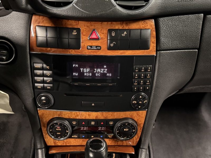 MERCEDES CLK II COUPE ELEGANGE 200 KOMPRESSOR 1.8 163 Cv BOITE AUTO 59 100 Kms - GARANTIE 1 AN