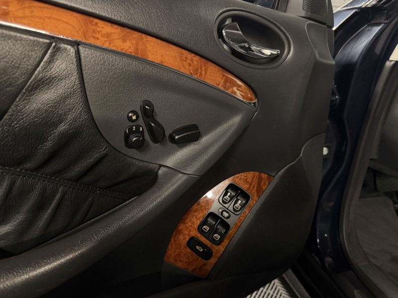 MERCEDES CLK II COUPE ELEGANGE 200 KOMPRESSOR 1.8 163 Cv BOITE AUTO 59 100 Kms - GARANTIE 1 AN