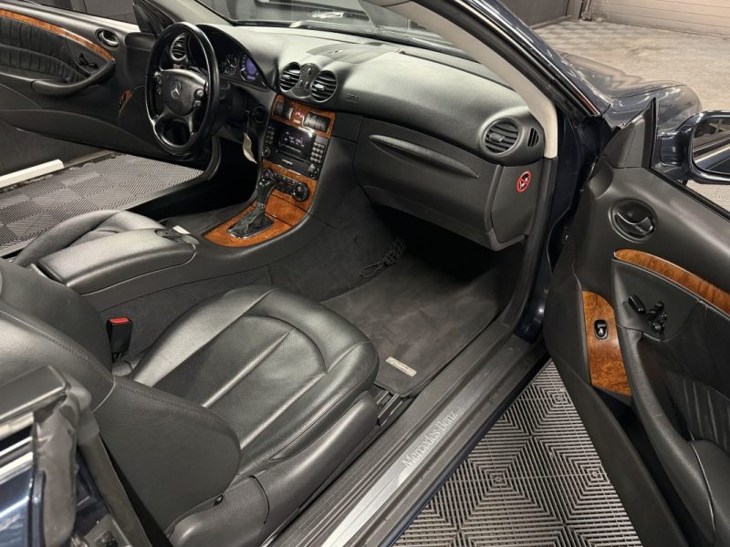 MERCEDES CLK II COUPE ELEGANGE 200 KOMPRESSOR 1.8 163 Cv BOITE AUTO 59 100 Kms - GARANTIE 1 AN