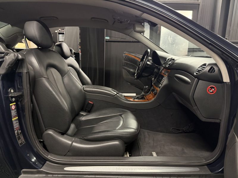 MERCEDES CLK II COUPE ELEGANGE 200 KOMPRESSOR 1.8 163 Cv BOITE AUTO 59 100 Kms - GARANTIE 1 AN