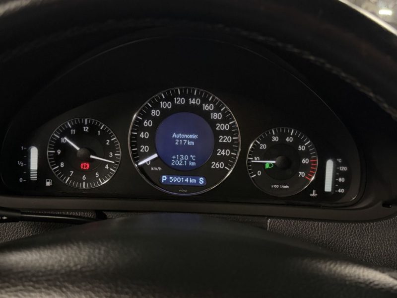 MERCEDES CLK II COUPE ELEGANGE 200 KOMPRESSOR 1.8 163 Cv BOITE AUTO 59 100 Kms - GARANTIE 1 AN