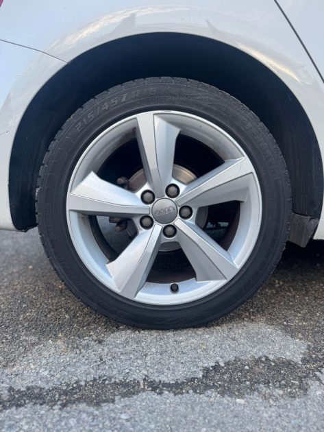 AUDI A1 1.0 TFSI 82CH ultra