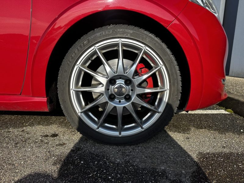 PEUGEOT 208 GTI GTI BVM6 200CV 2013