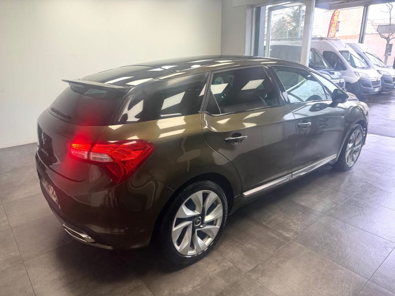CITROEN DS5 HYBRID4 2.0 HDI 200 CV SO CHIC BMP6 2012