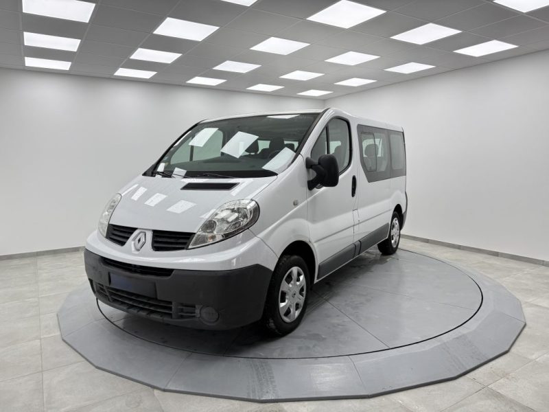 RENAULT TRAFIC PASSENGER L1H1 2.0DCI 90 AUTHENTIQUE 2010