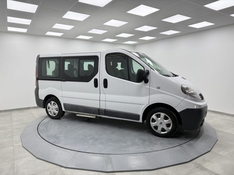 RENAULT TRAFIC PASSENGER L1H1 2.0DCI 90 AUTHENTIQUE 2010