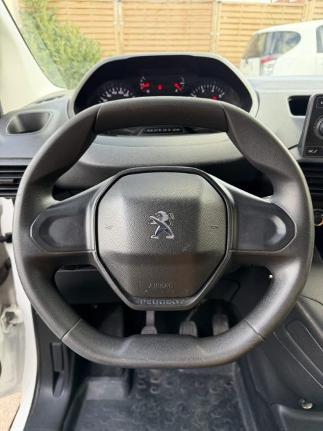 PEUGEOT RIFTER  2019 - 100 BVM5 - 128 155Kms - Distrib ok - FRANCE
