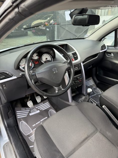 PEUGEOT 207 CAB - 2007 - 78 125Kms - Distrib Ok - Suivit Complet PEUGEOT