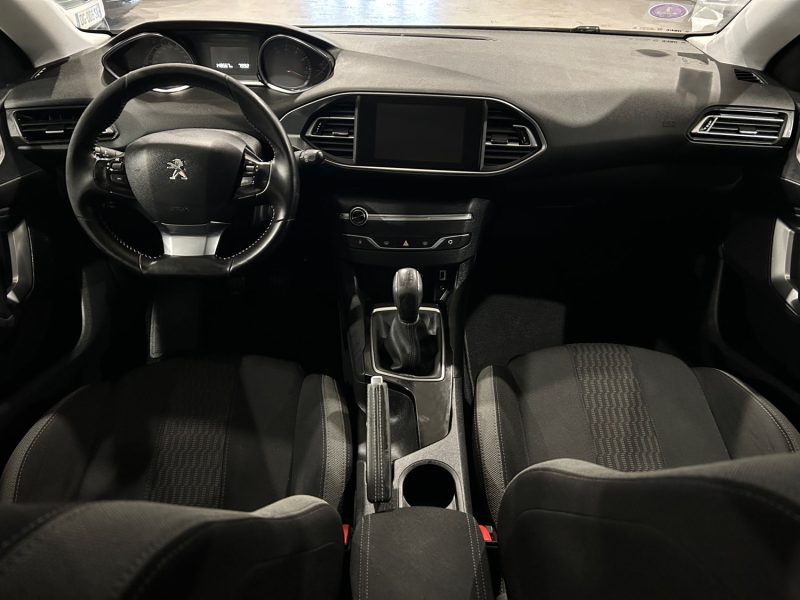 PEUGEOT 308 II 1.2I PURETECH 110CH 