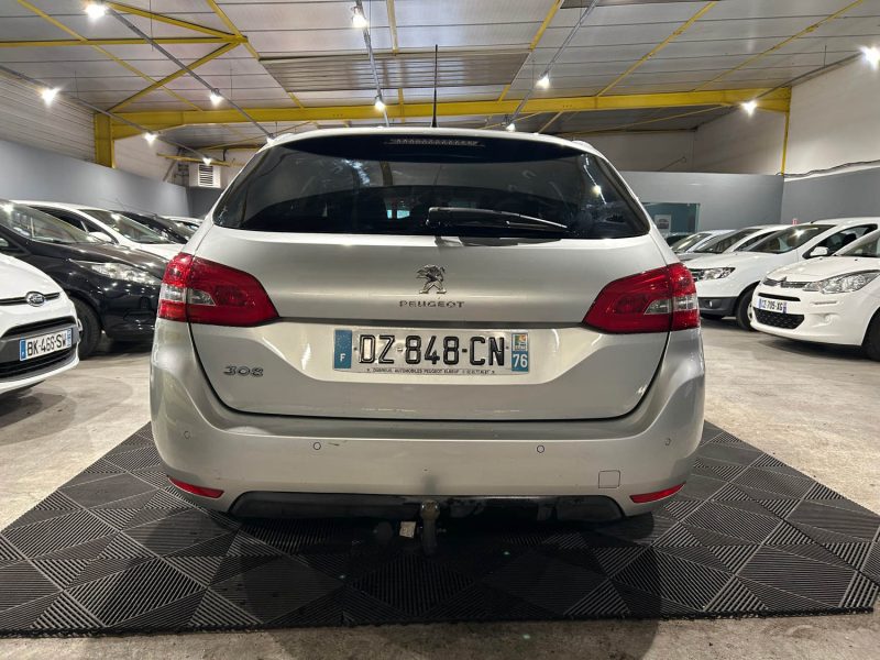 PEUGEOT 308 II 1.2I PURETECH 110CH 