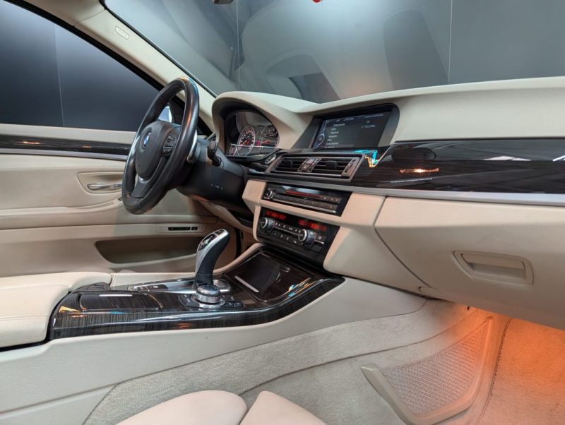 BMW 550i F10 V8 407 cv EDITION EXCLUSIVE