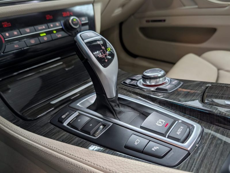 BMW 550i F10 V8 407 cv EDITION EXCLUSIVE