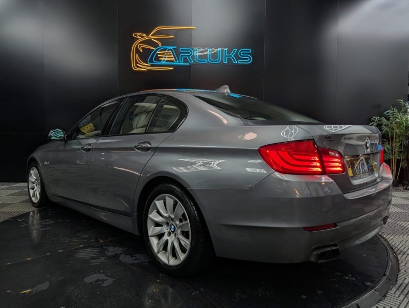 BMW 550i F10 V8 407 cv EDITION EXCLUSIVE