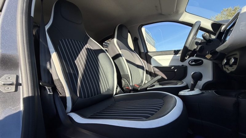 RENAULT TWINGO 0.9 TCE 95CH INTENS BOITE AUTO - 2020