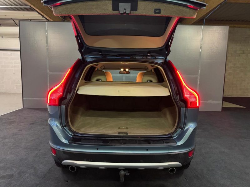 Volvo XC60 T6 AWD SUMMUM 285cv