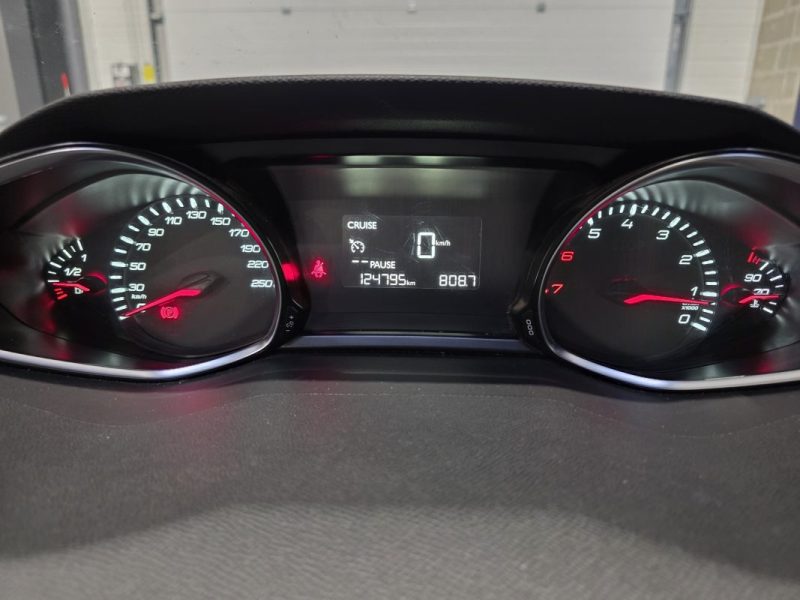 PEUGEOT 308 1.6 THP 125ch ACTIVE / DISTRI OK