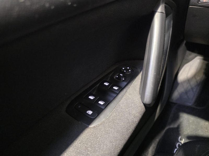 PEUGEOT 308 1.6 THP 125ch ACTIVE / DISTRI OK