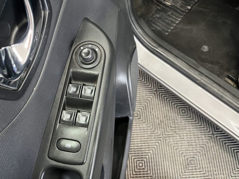 Renault Captur 1.5 dCi 90ch Energy Life Eco² | 135 000 km | Distribution effectuée 