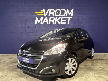 PEUGEOT 208 1.6 BLUE HDI 75CH SOCIETE - SUIVI FACTURES - GPS - 101800KM 