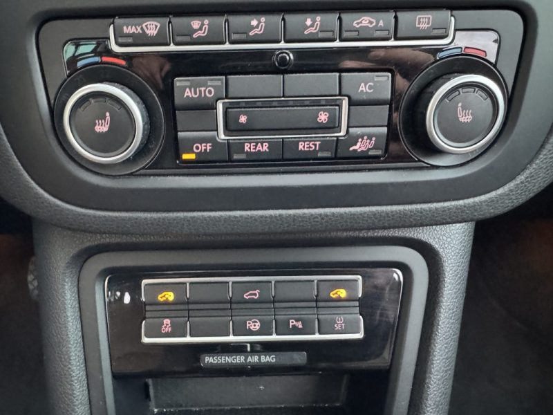 VOLKSWAGEN SHARAN LUXE 2011