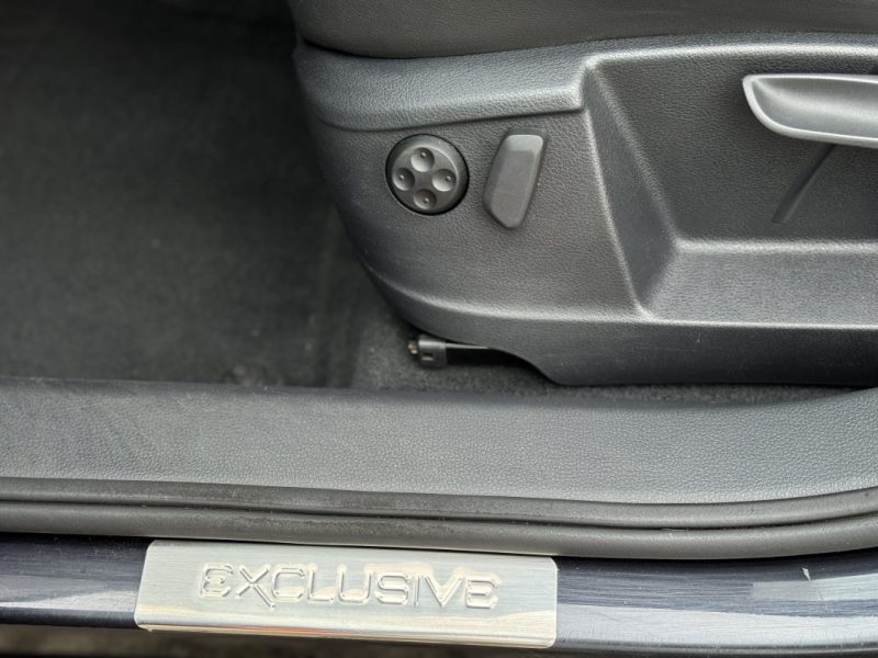 VOLKSWAGEN SHARAN LUXE 2011