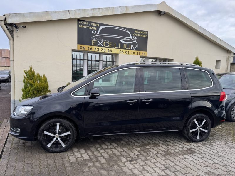 VOLKSWAGEN SHARAN LUXE 2011
