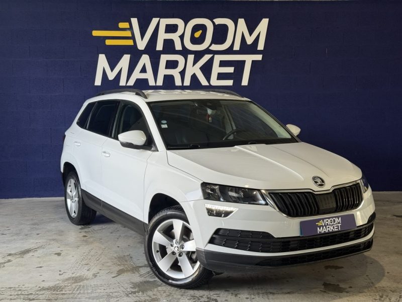 SKODA KAROQ 1.6 TDI DSG7 BUISNESS / SELLERIE FULL CUIR / CAR PLAY / CAMÉRA / 172 000km / 2018
