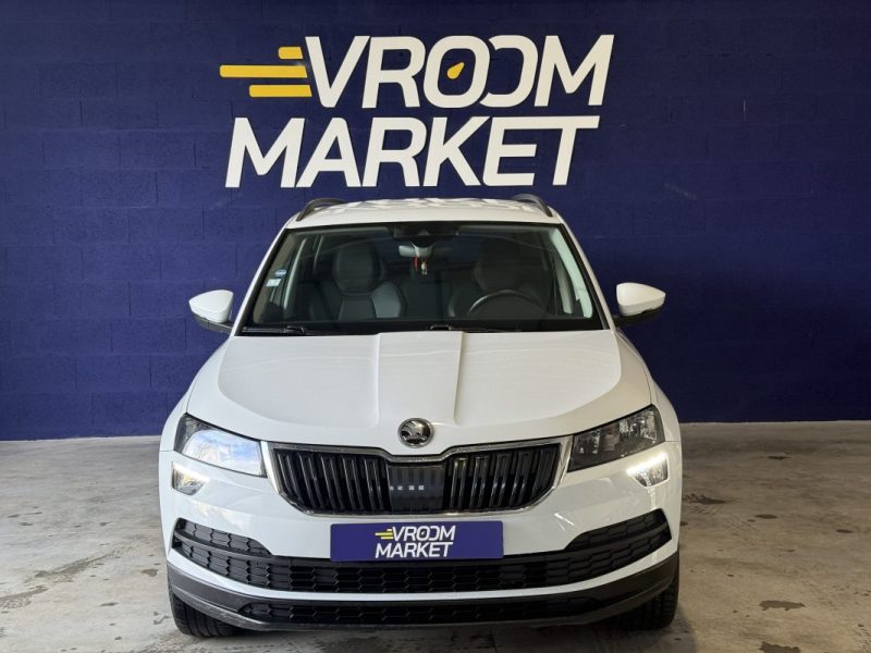 SKODA KAROQ 1.6 TDI DSG7 BUISNESS / SELLERIE FULL CUIR / CAR PLAY / CAMÉRA / 172 000km / 2018