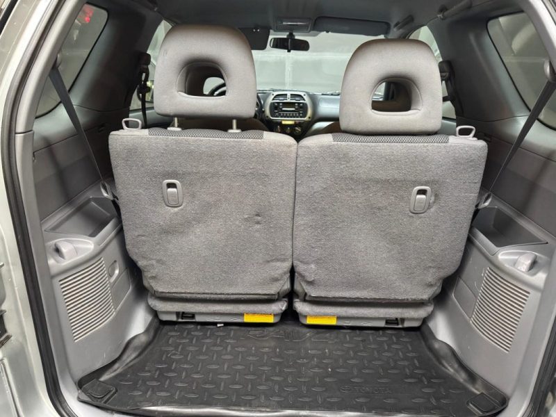 TOYOTA RAV4 2.0 D-4D 115CV 4X4 3 PORTES 2005