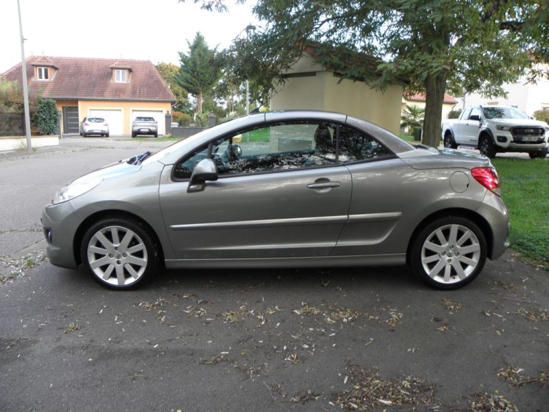 PEUGEOT 207 CC 1.6 HDI 112 FAP FÉLINE BV6 2011