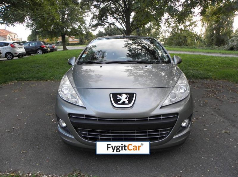 PEUGEOT 207 CC 1.6 HDI 112 FAP FÉLINE BV6 2011