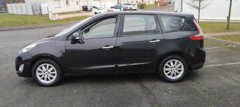 RENAULT GRAND SCENIC 3  1.5 DCI 105 CV AN 10 PROPRE 7 PLACES 145 KM