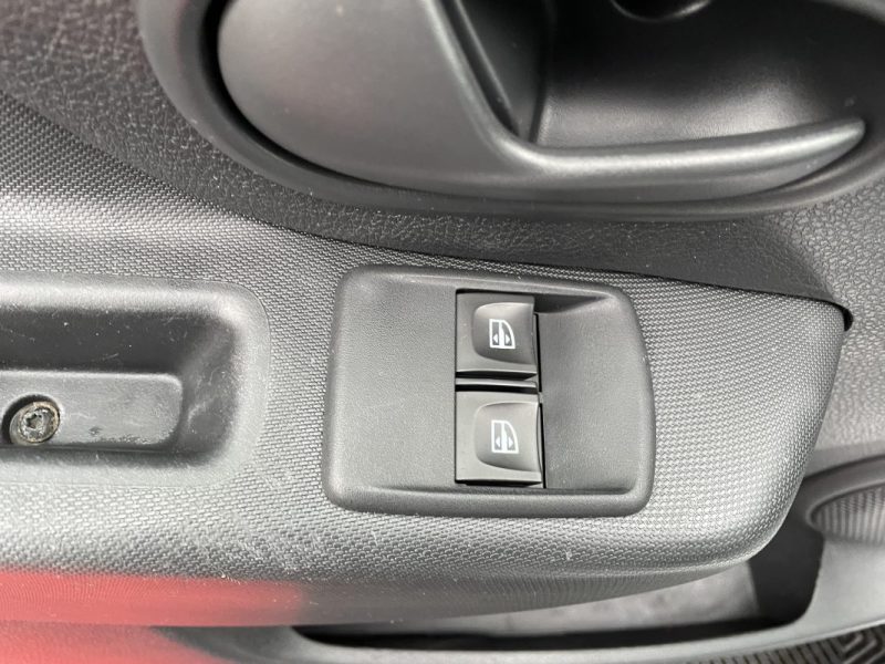 DACIA LOGAN 0.9 TCE 90CH    GARANTIE 3/12 MOIS 2017