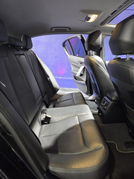 BMW  SERIE 1 120DA 190 CV FINITION URBANCHIC BOITE AUTOMATIQUE REVISION À JOUR 