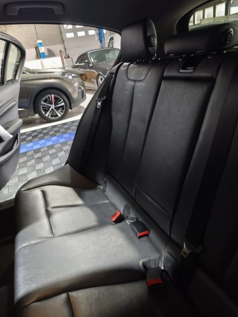 BMW  SERIE 1 120DA 190 CV FINITION URBANCHIC BOITE AUTOMATIQUE REVISION À JOUR 