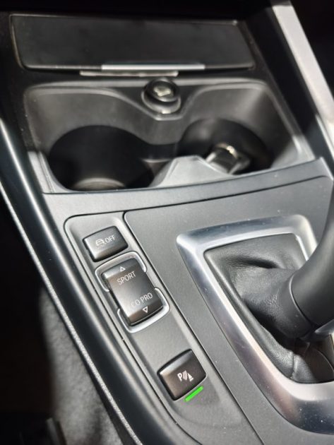 BMW  SERIE 1 120DA 190 CV FINITION URBANCHIC BOITE AUTOMATIQUE REVISION À JOUR 