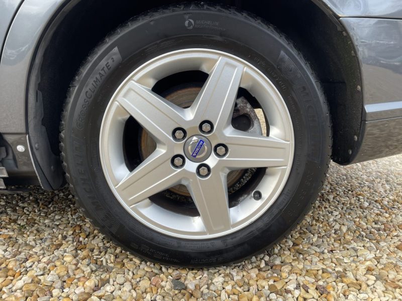 VOLVO V50 1.6 D MOMENTUM 2008