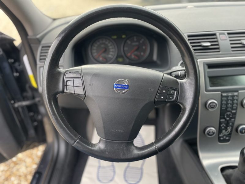 VOLVO V50 1.6 D MOMENTUM 2008