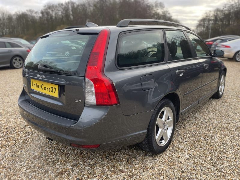 VOLVO V50 1.6 D MOMENTUM 2008