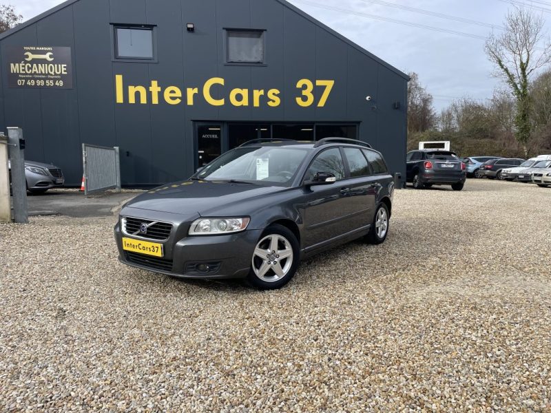 VOLVO V50 1.6 D MOMENTUM 2008