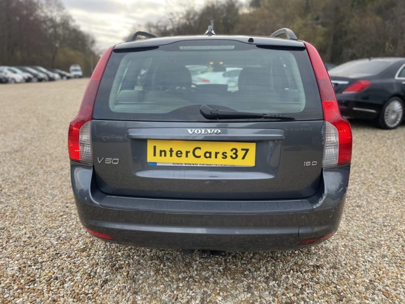 VOLVO V50 1.6 D MOMENTUM 2008