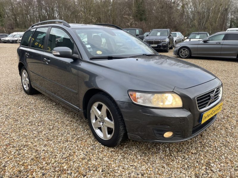 VOLVO V50 1.6 D MOMENTUM 2008
