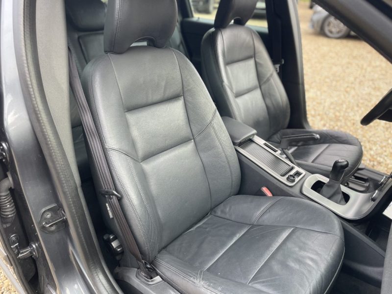 VOLVO V50 1.6 D MOMENTUM 2008