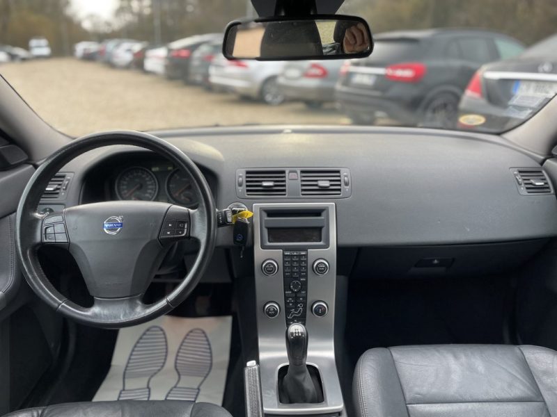 VOLVO V50 1.6 D MOMENTUM 2008