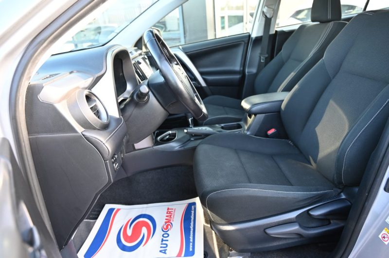 TOYOTA RAV4 197Ch Design Business 2WD 12/2016