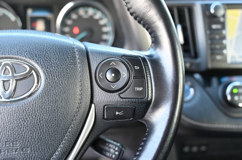 TOYOTA RAV4 197Ch Design Business 2WD 12/2016