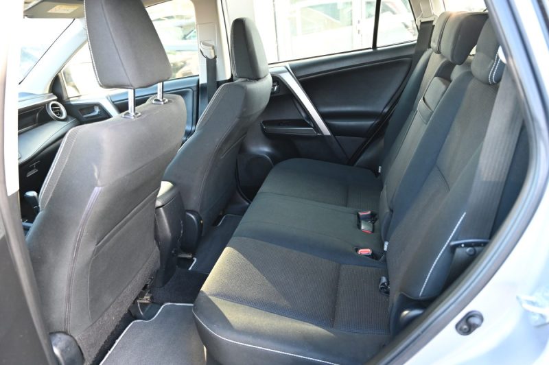 TOYOTA RAV4 197Ch Design Business 2WD 12/2016