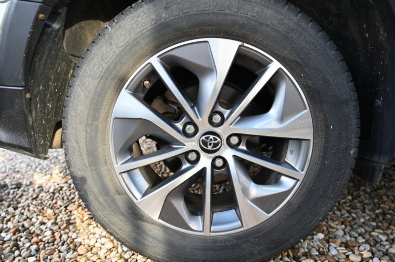 TOYOTA RAV4 197Ch Design Business 2WD 12/2016