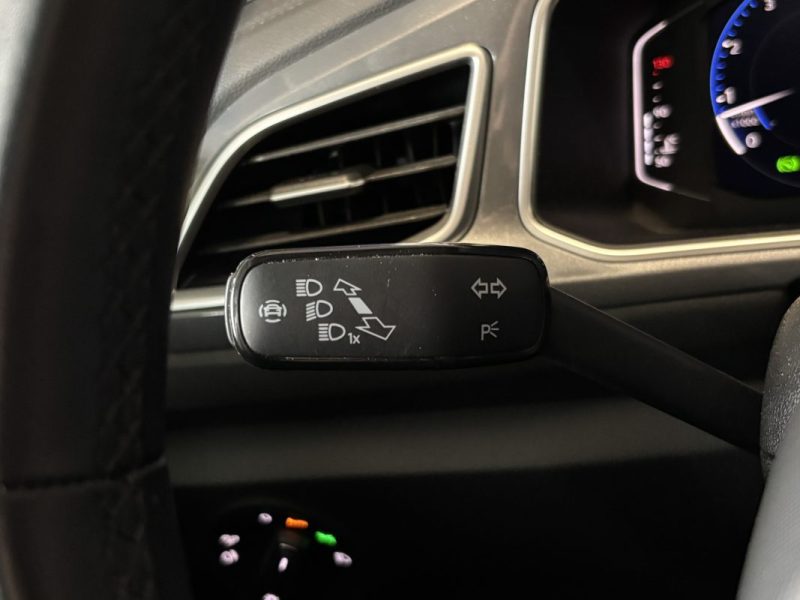 VOLKSWAGEN T-ROC STYLE 1.5 TSI EVO 150 PHASE 2 2022 / CARPLAY / KEYLESS / CAMERA DE RECUL 